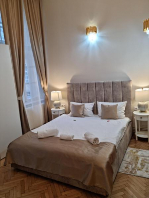 Studio Piața Mare